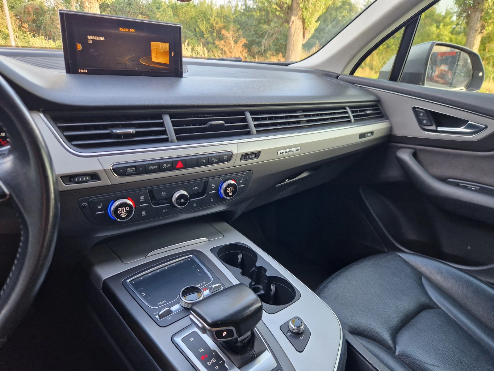 Audi Q7 Лизинг/Бартер 3.0d , снимка 14 - Автомобили и джипове - 55400876