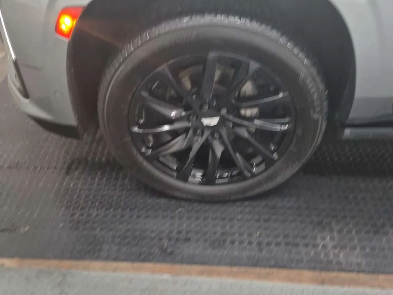 Cadillac Escalade 4WD SPORT PLATINUM * CARFAX * БЕЗ ПЪРВОНАЧАЛНА, снимка 6 - Автомобили и джипове - 55463914
