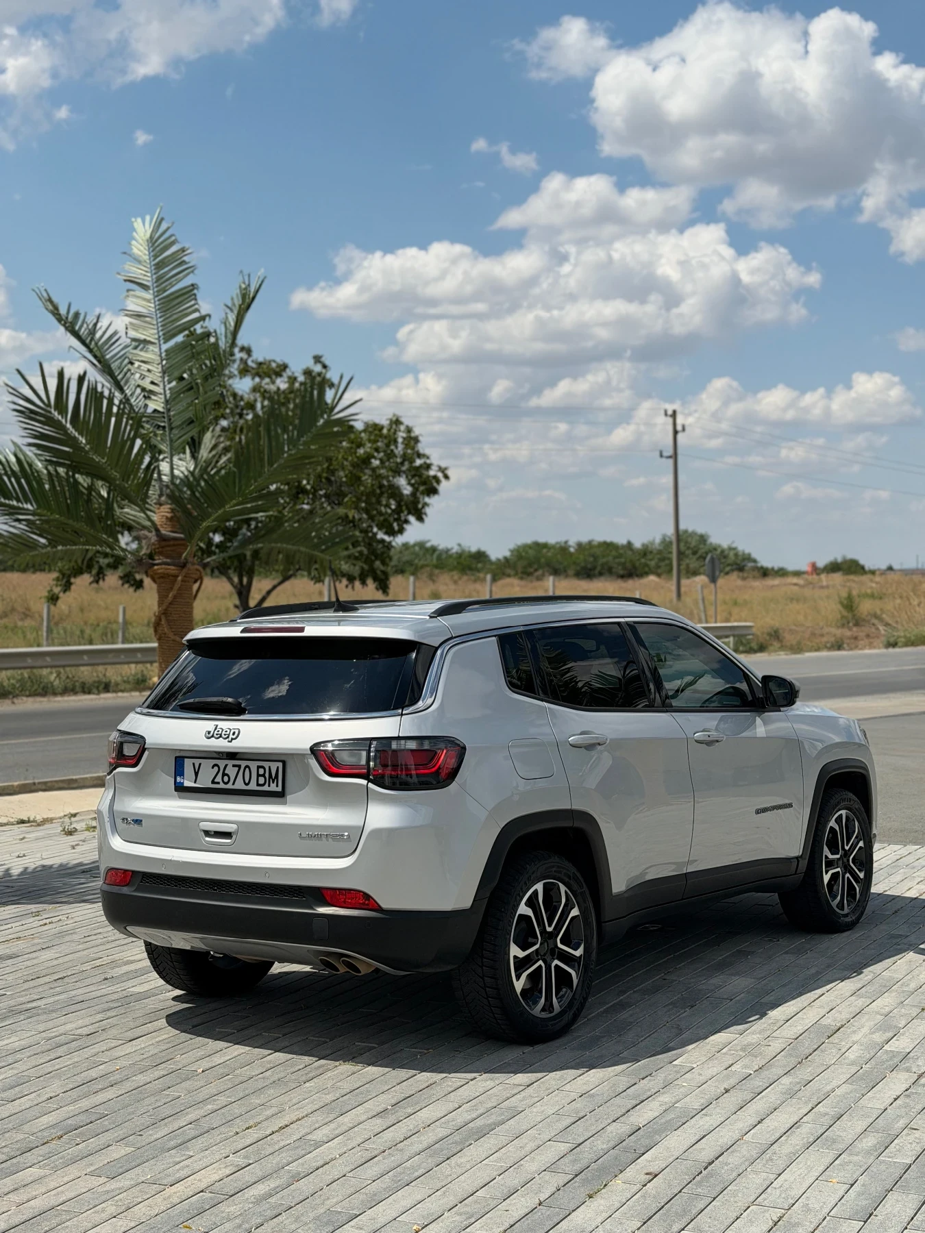Jeep Compass 4xe PLUG-IN HYBRID LIMITED EDITION , снимка 2 - Автомобили и джипове - 55686864