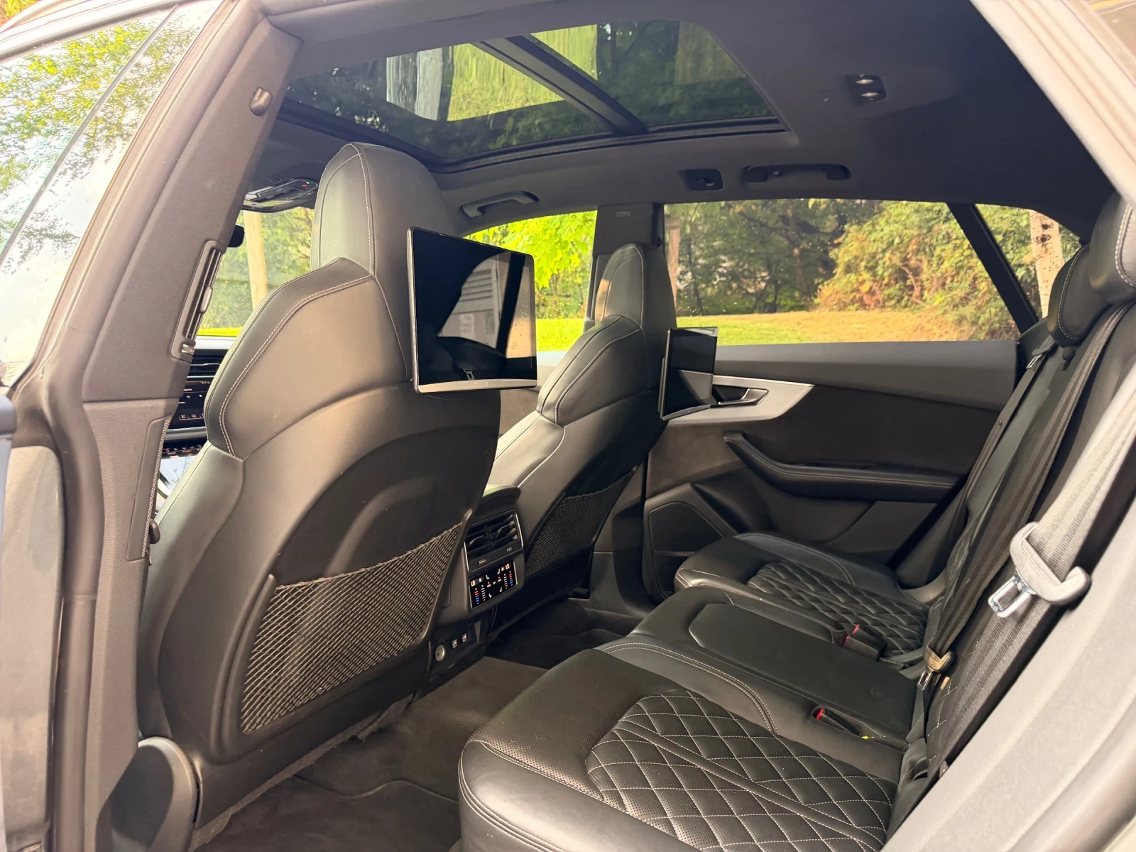 Audi Q8 50TDI / ВЕНТИЛАЦИЯ / TV, снимка 11 - Автомобили и джипове - 55798427