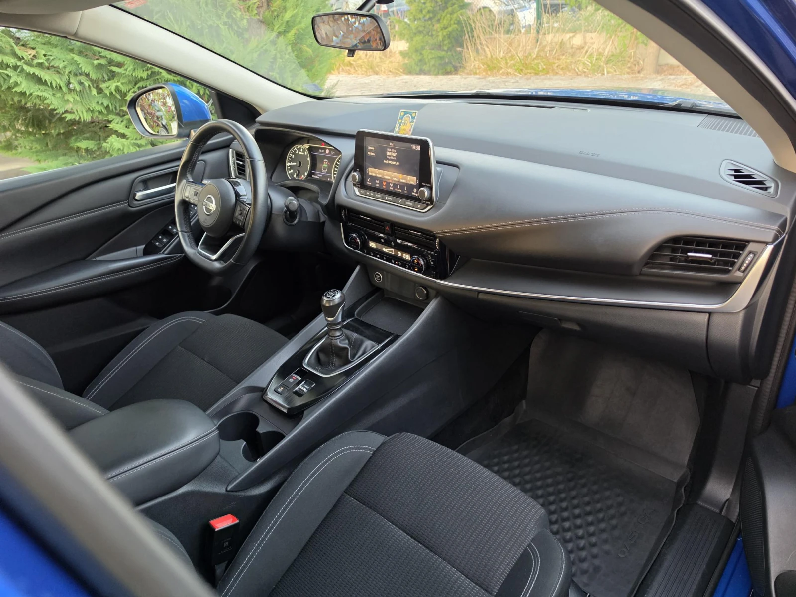 Nissan Qashqai 1.3 , снимка 8 - Автомобили и джипове - 55907858