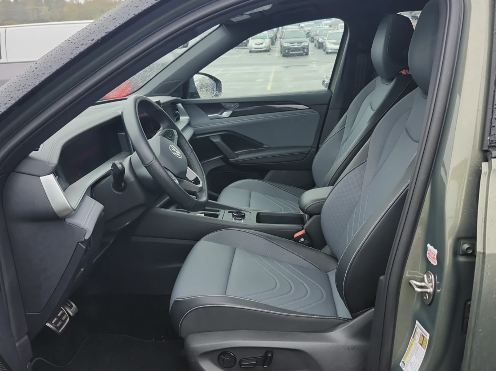 VW Tiguan 2026 Volkswagen Tiguan Comfortline R-line Black Ed | Mobile.bg � ����������� 5