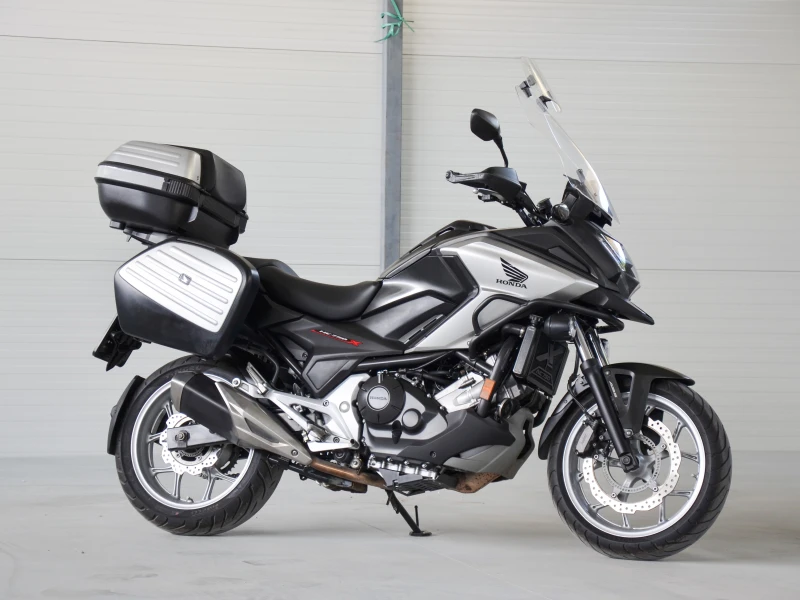 Honda Nc NC750X/TravelEdition/3хКуфари/Гардове/Аларма, снимка 2 - Мотоциклети и мототехника - 50724984