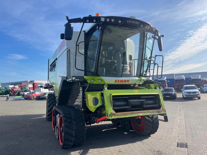 Комбайн Claas LEXION 6900 + CLAAS VARIO 770 ЛИЗИНГ, снимка 1 - Селскостопанска техника - 49213445