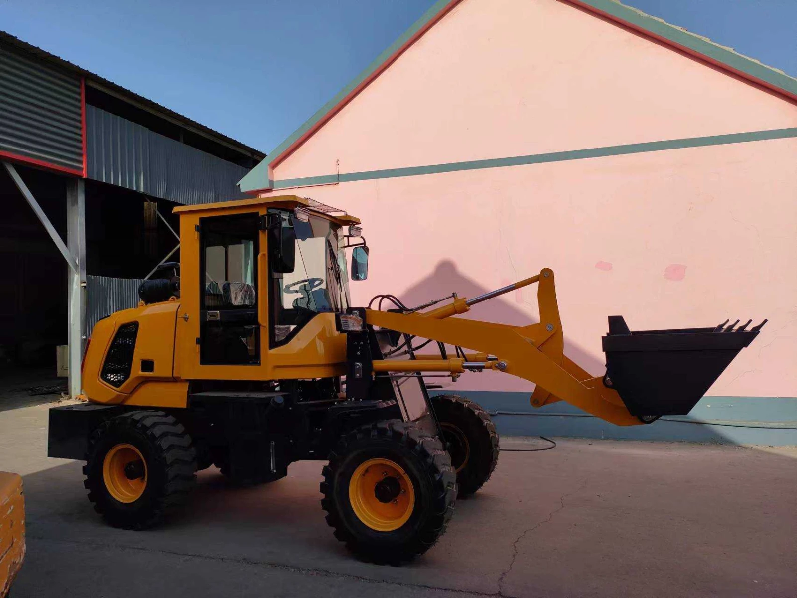 ����� ������� ��� ����� ������� JF 2024 ��������18000 ��� ��� | Mobile.bg � ����������� 1