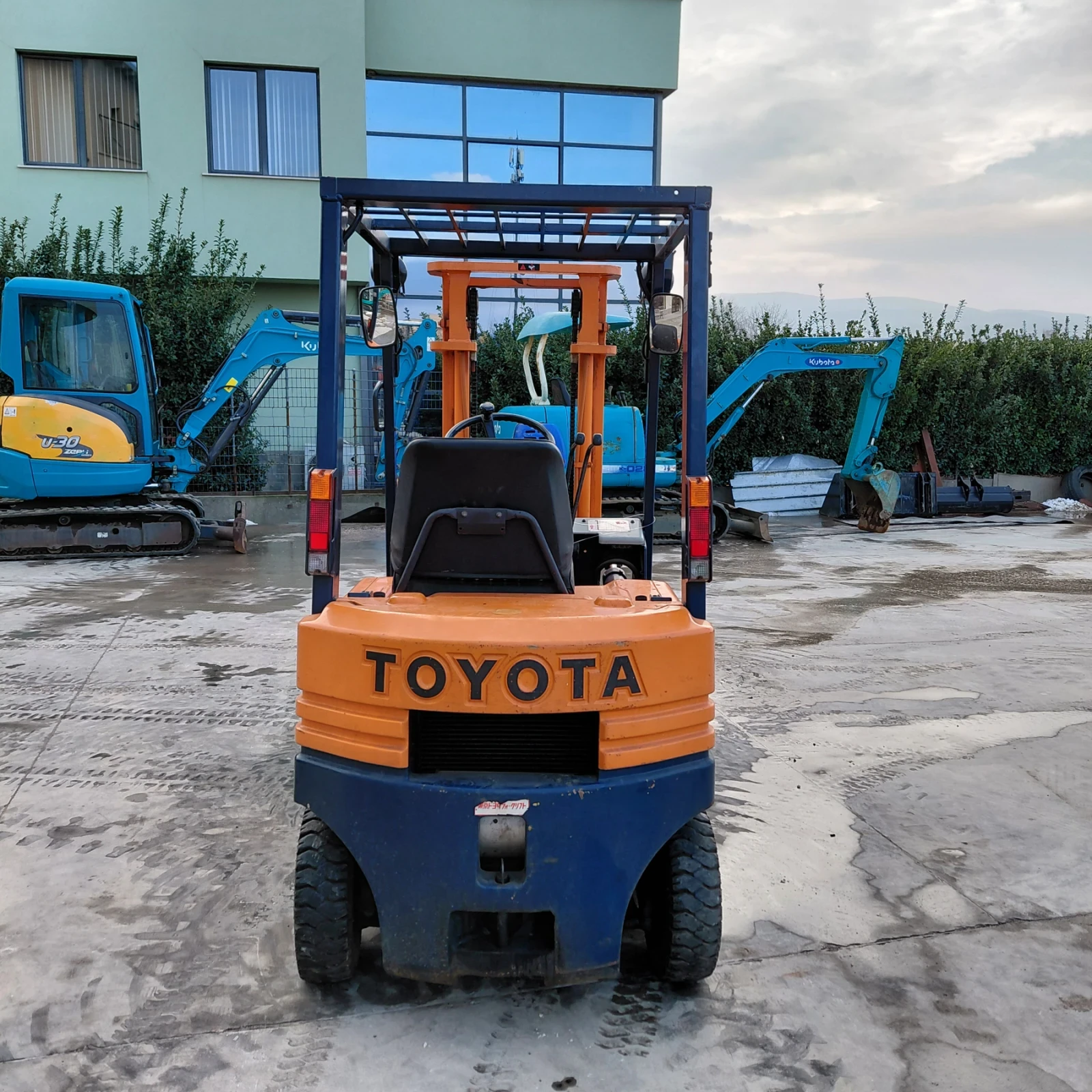 ������� Toyota 02-5FGL10 * ������� * ��� ��������� *  | Mobile.bg � ����������� 4