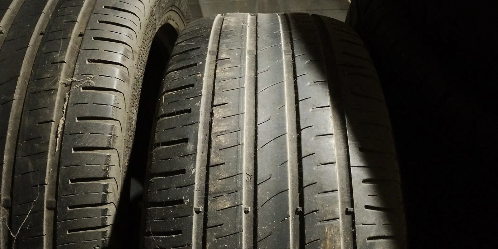 Гуми Летни 225/50R17, снимка 15 - Гуми и джанти - 54187046