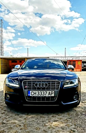 Audi S5 Racing Edition , снимка 2