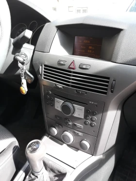 Opel Astra, снимка 3