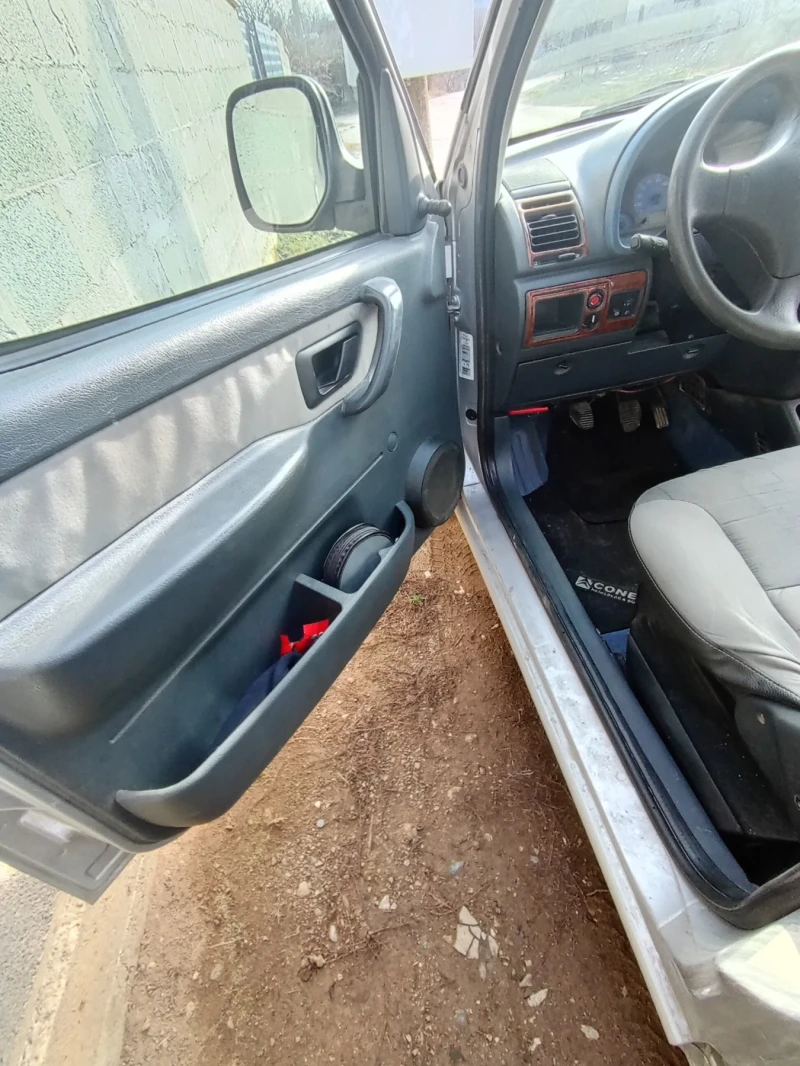 Citroen Berlingo 1.4 75, снимка 6 - Автомобили и джипове - 47808924