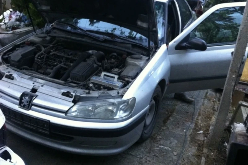 Peugeot 406 Само на части, снимка 2 - Автомобили и джипове - 51696837