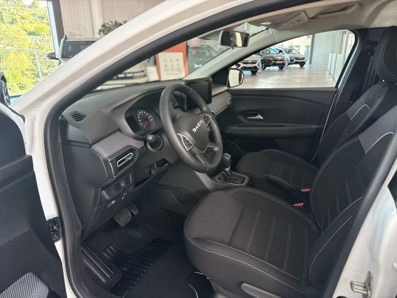 Dacia Sandero НОВ!/SCe65/67HP/ESSENTIAL/ACC/ISOFIX/LED/276g, снимка 9 - Автомобили и джипове - 51606641