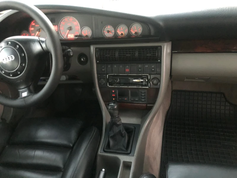 Audi A6 C4, снимка 7 - Автомобили и джипове - 52470880