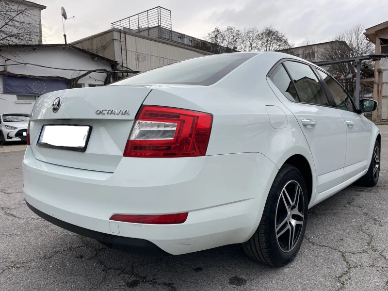 Skoda Octavia 1.2 TSI, снимка 5 - Автомобили и джипове - 52664276