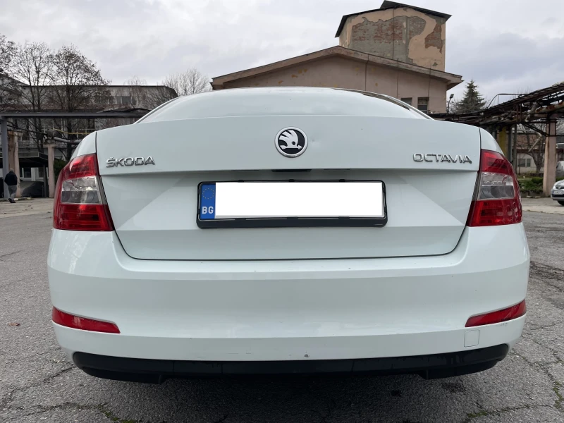 Skoda Octavia 1.2 TSI, снимка 4 - Автомобили и джипове - 52664276