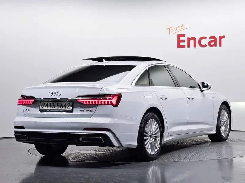 Audi A6 2.0 TFSI, снимка 2 - Автомобили и джипове - 55084441