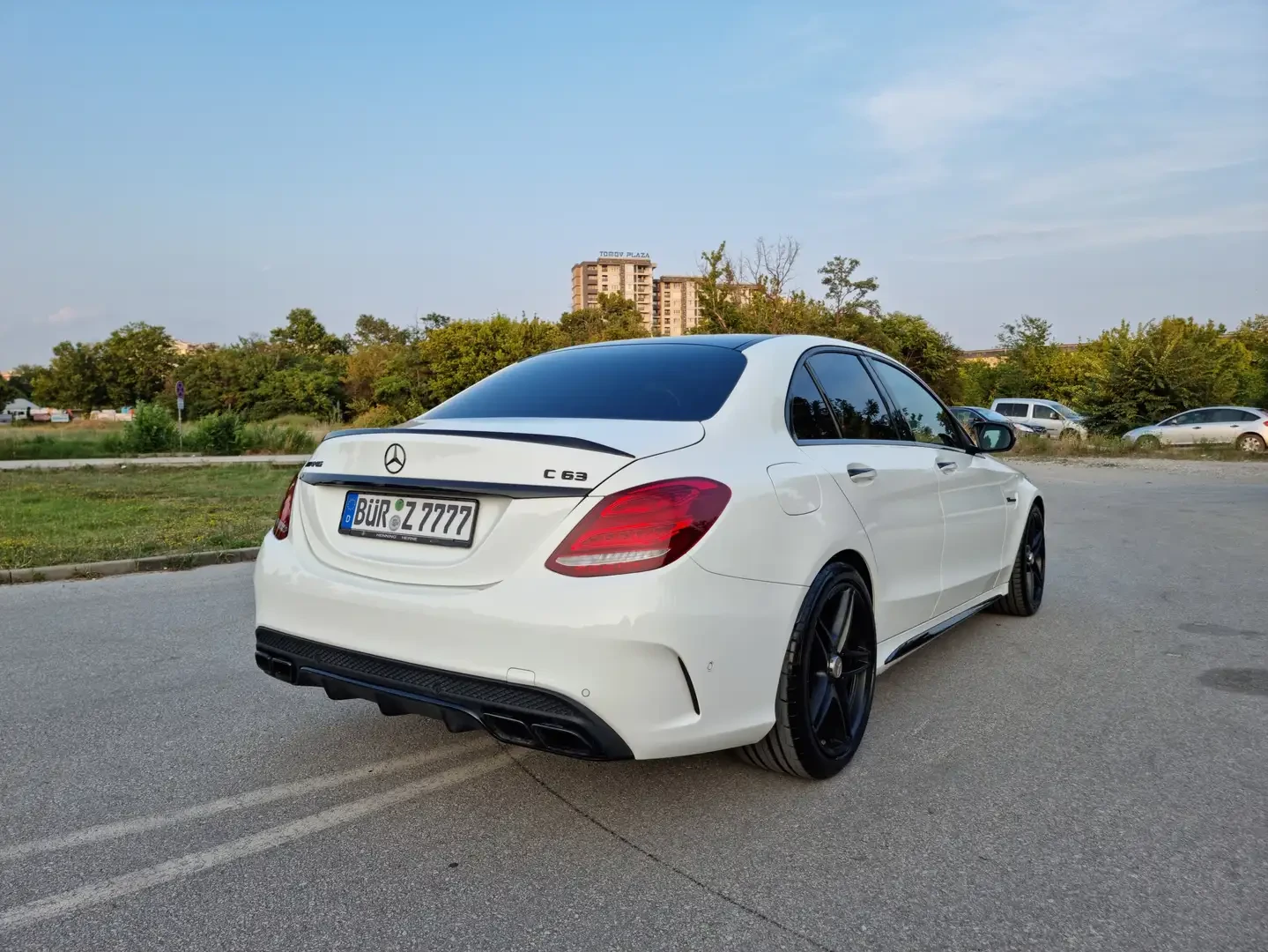 Mercedes-Benz C 63 AMG Burmester/Panorama/Night/Distronic - изображение 5