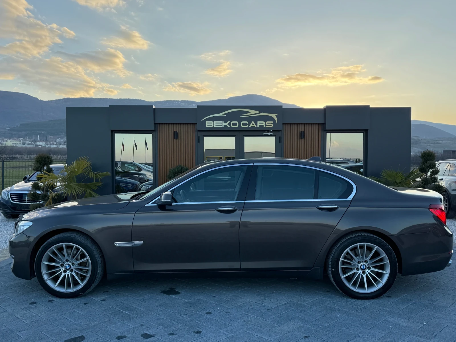 BMW 730 Без аналог//730d Xdrive дълга база/ - изображение 8