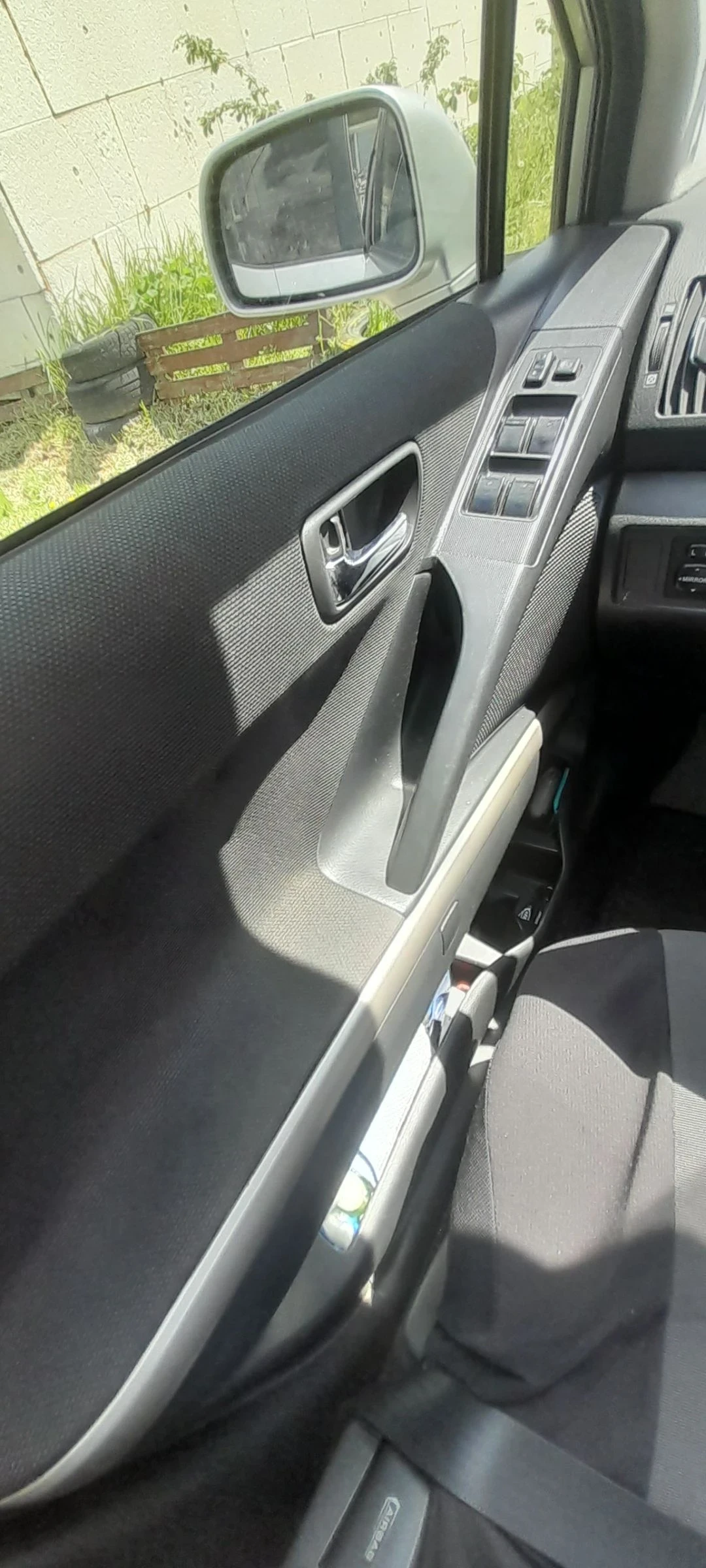 Toyota Corolla verso  - изображение 7