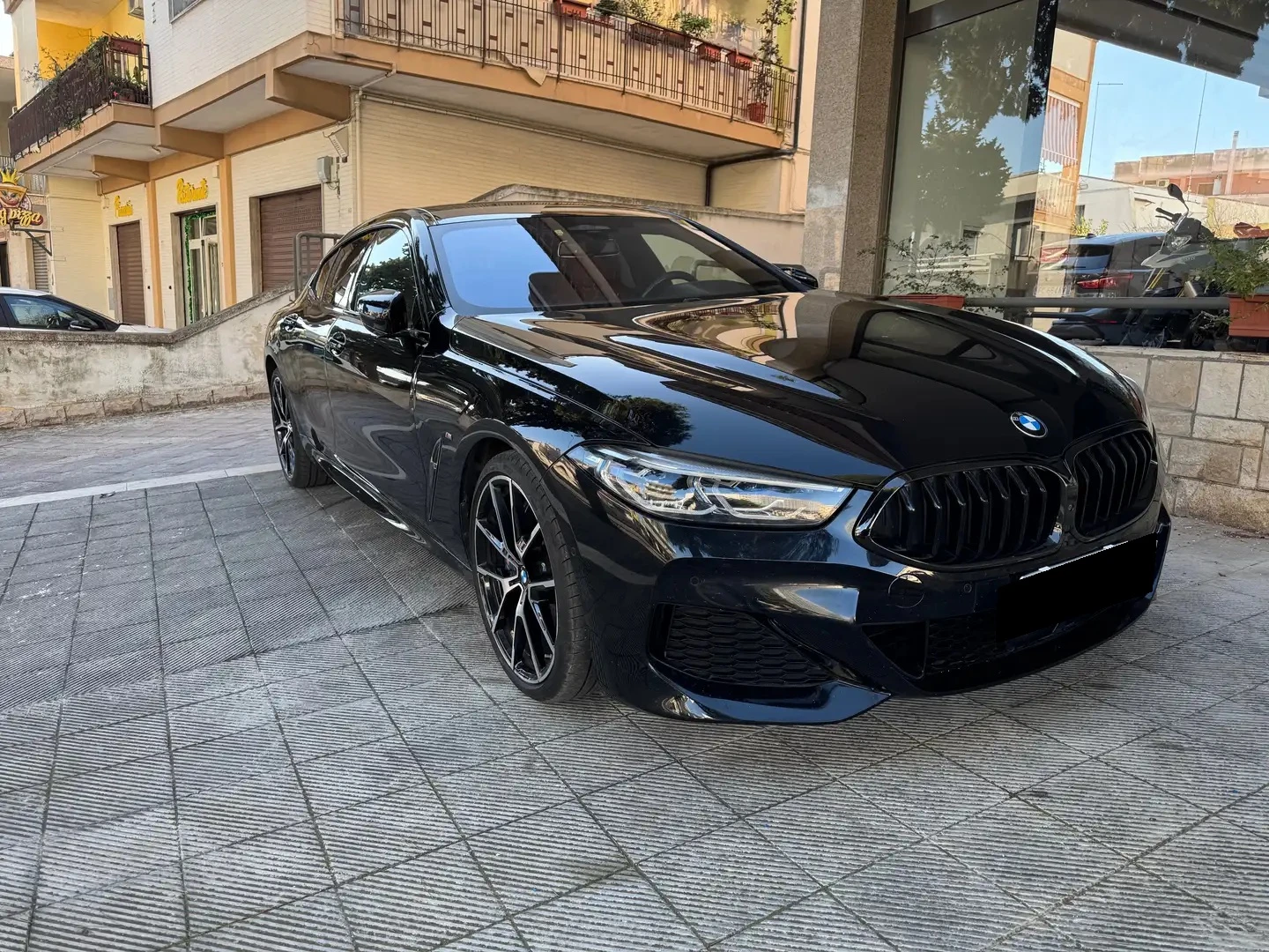 BMW 840 d GranCoupe xDrive M-Pack - изображение 3