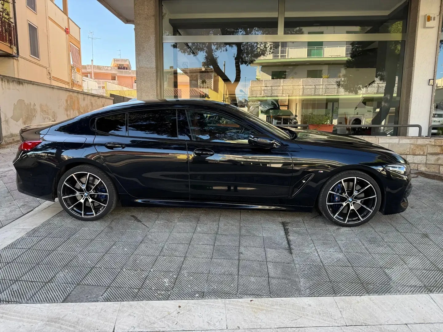 BMW 840 d GranCoupe xDrive M-Pack - изображение 6