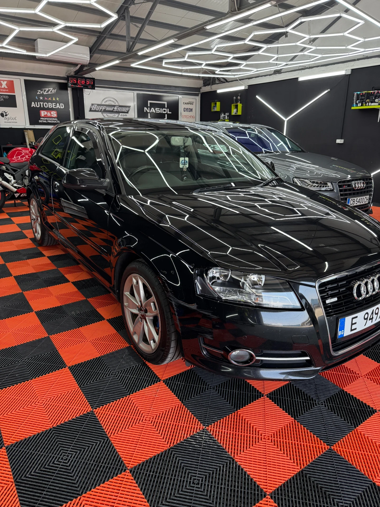 Audi A3  - изображение 2