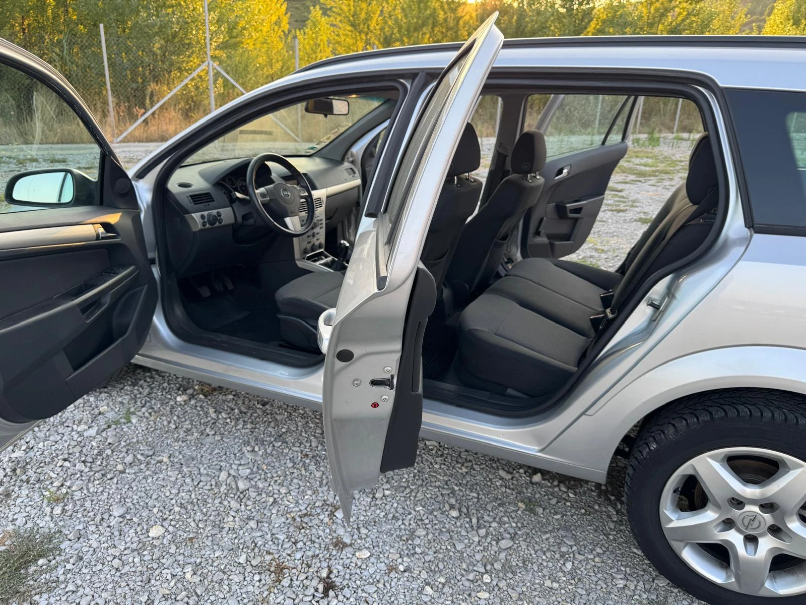 Opel Astra 1.6 i - изображение 9