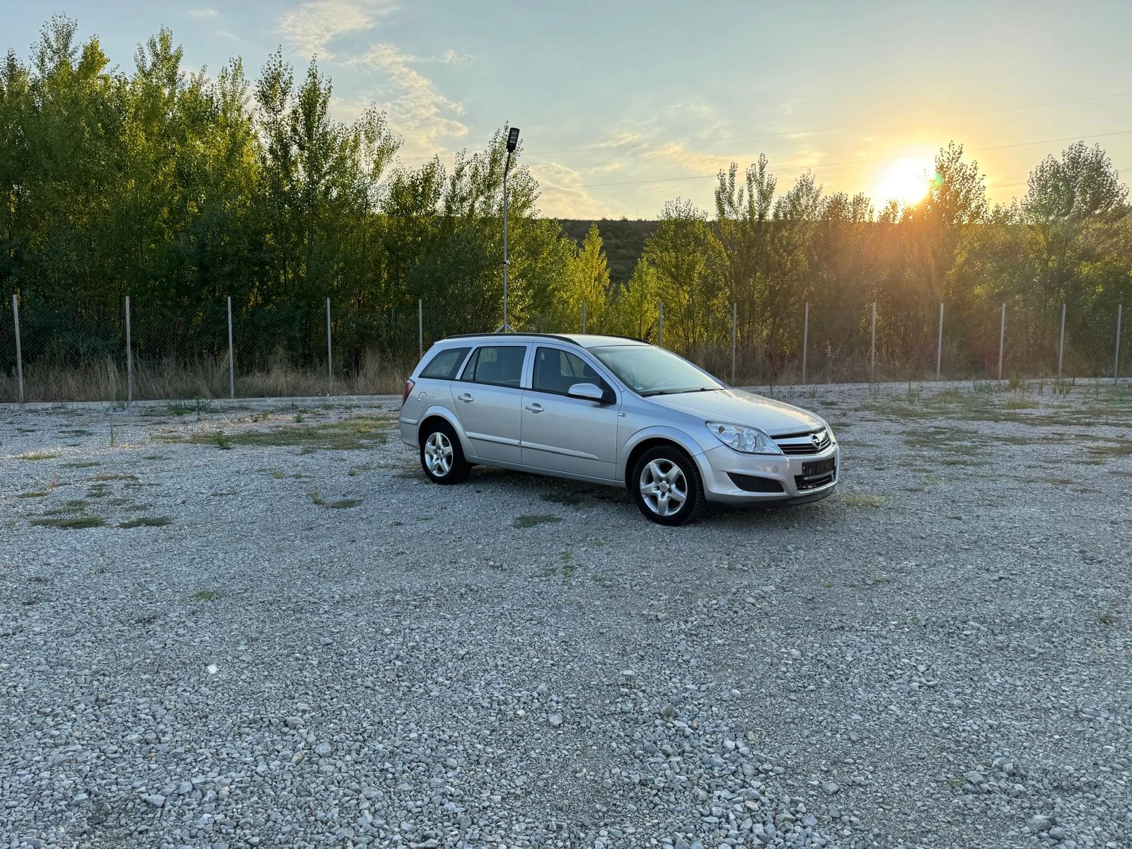 Opel Astra 1.6 i - изображение 6