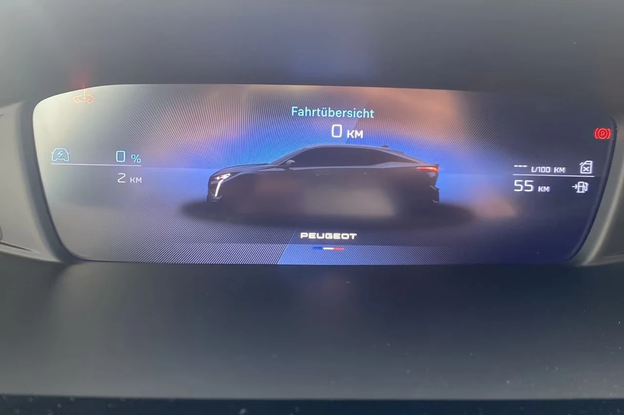 Peugeot 408 ALLURE/144HP/CAM/NAVI/LED/CPLAY/AMBI/364g - изображение 8