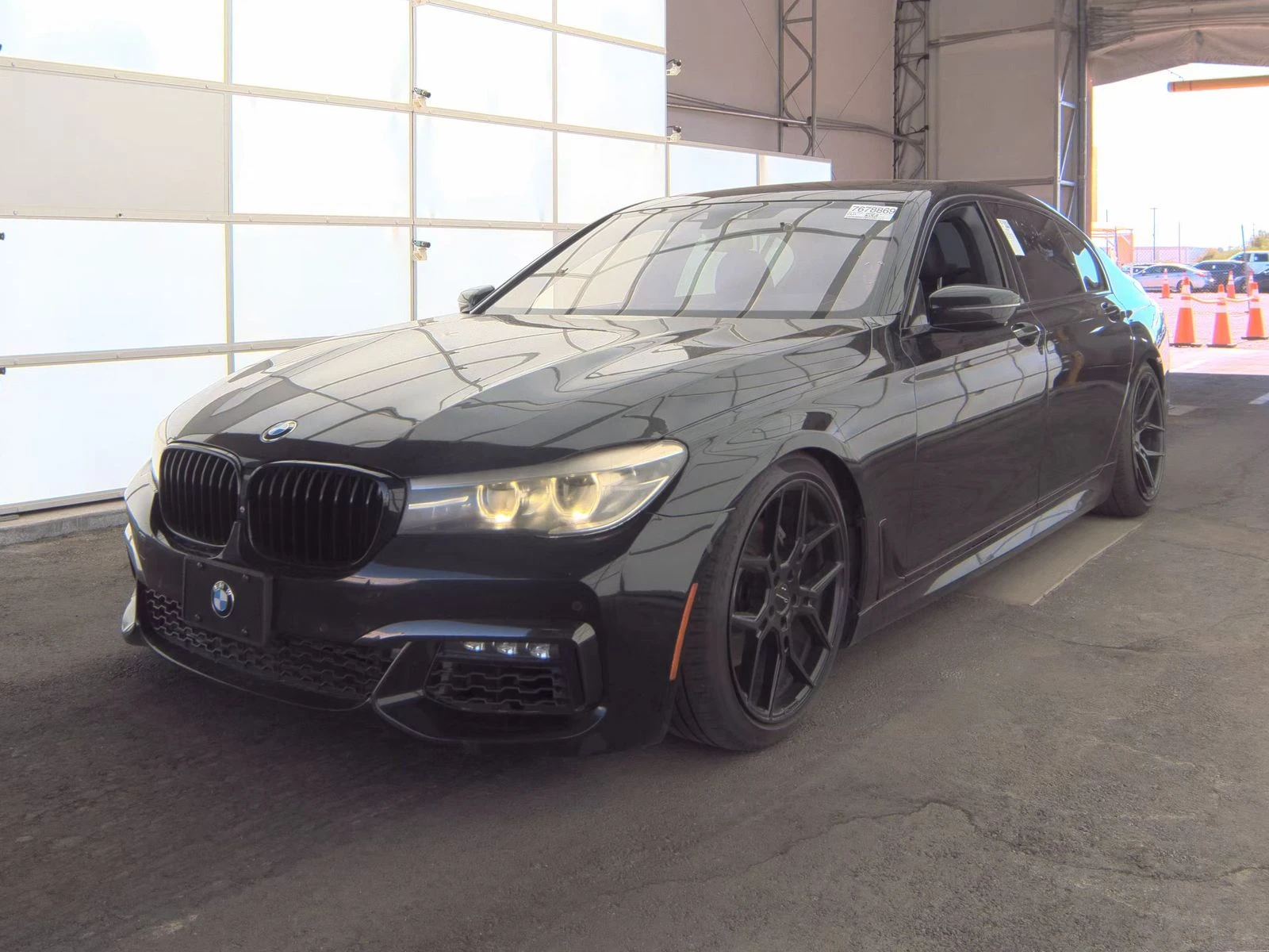 BMW 740 i ///M  !!! HARMAN/KARDON /360/ | Mobile.bg   3