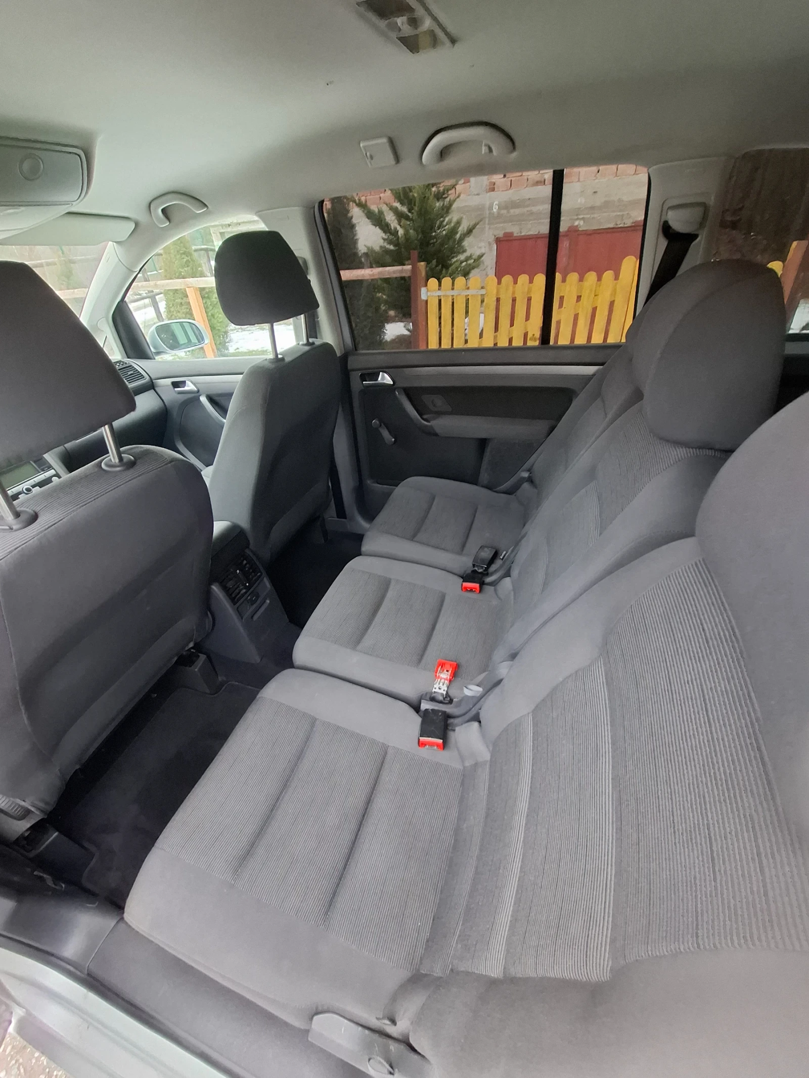 VW Touran  - изображение 7