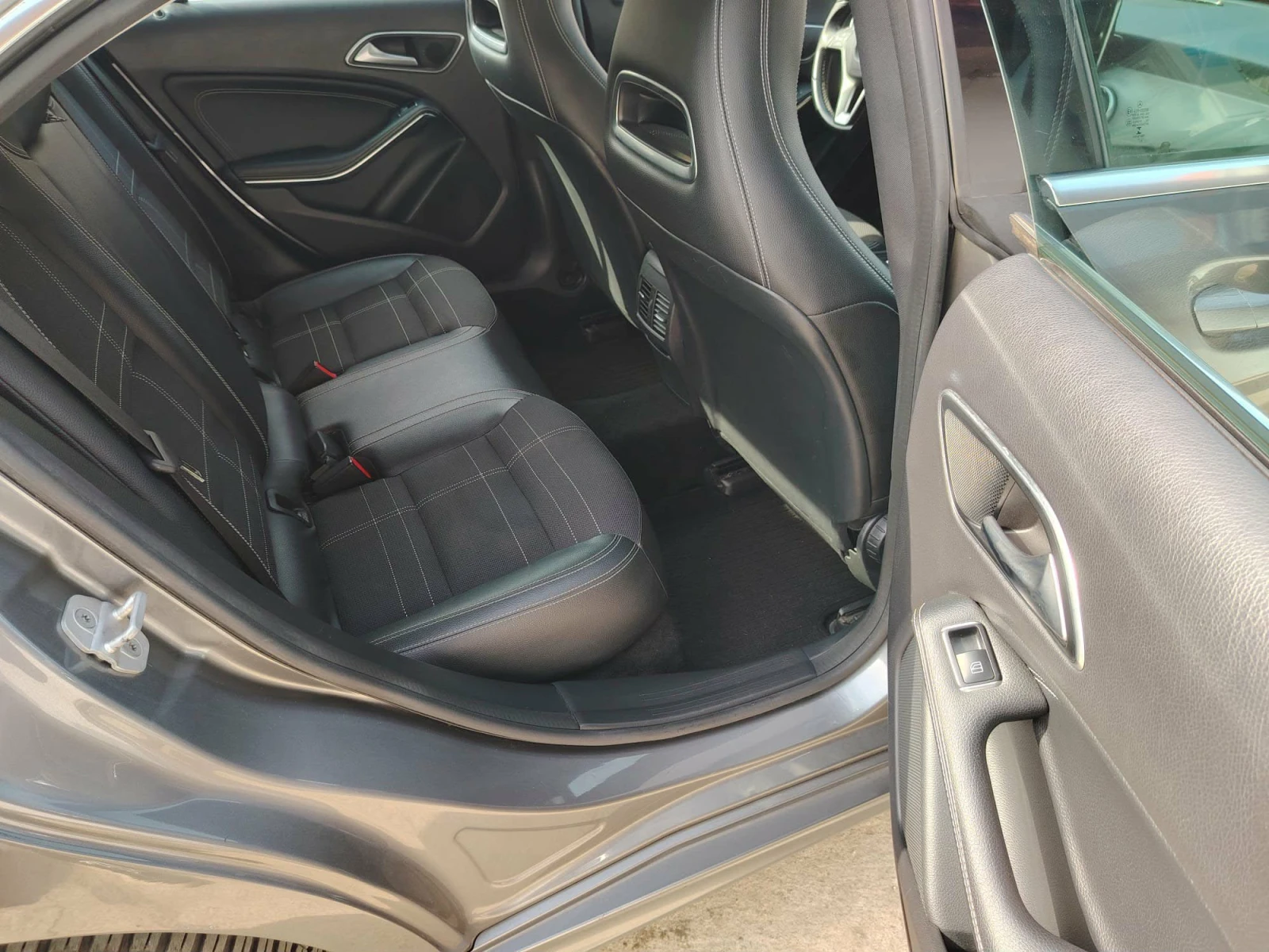 Mercedes-Benz CLA 220 2.2 cdi, 7-G, 180 000 ��. | Mobile.bg � ����������� 12