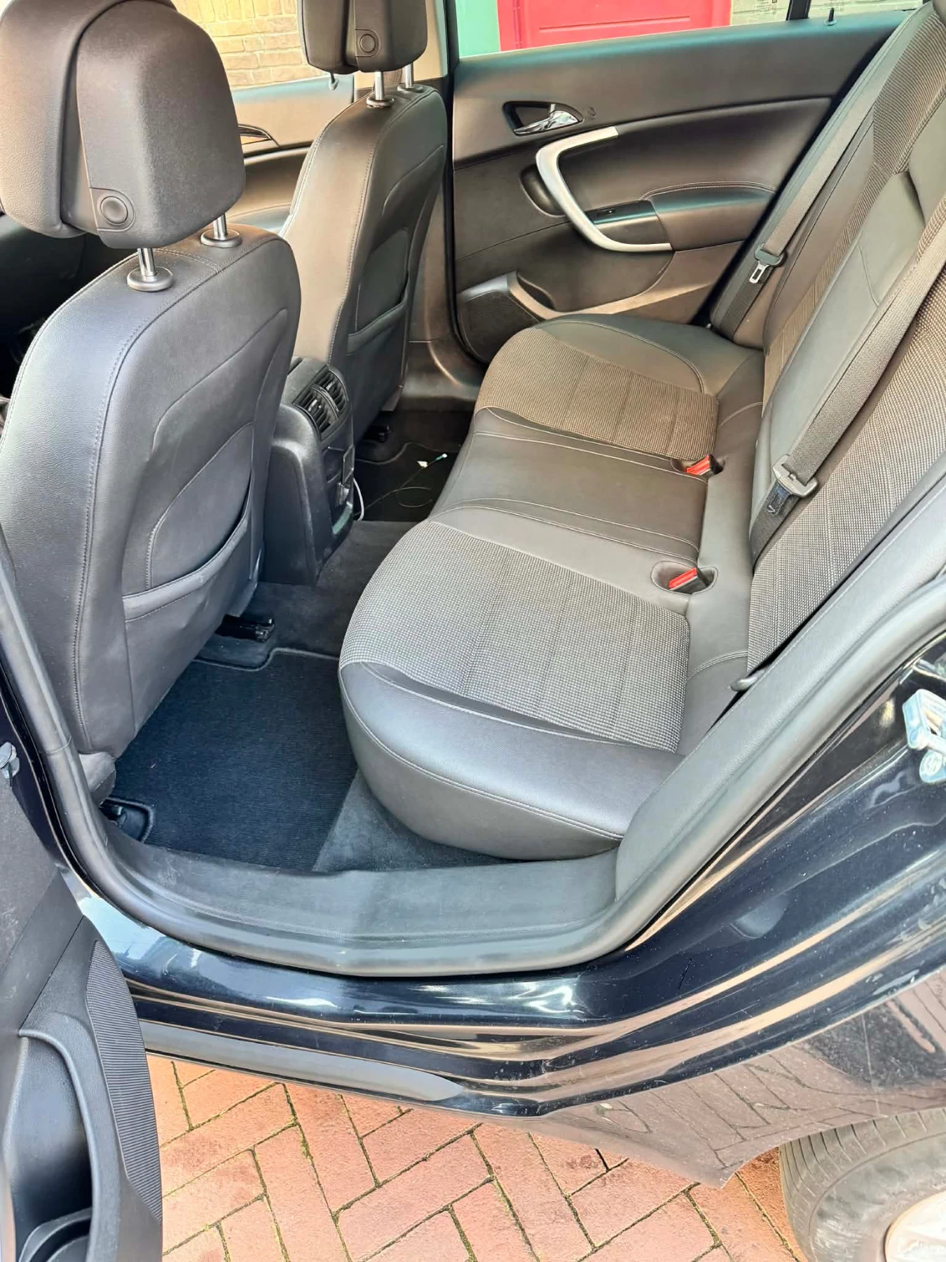 Opel Insignia, снимка 7 - Автомобили и джипове - 54070999