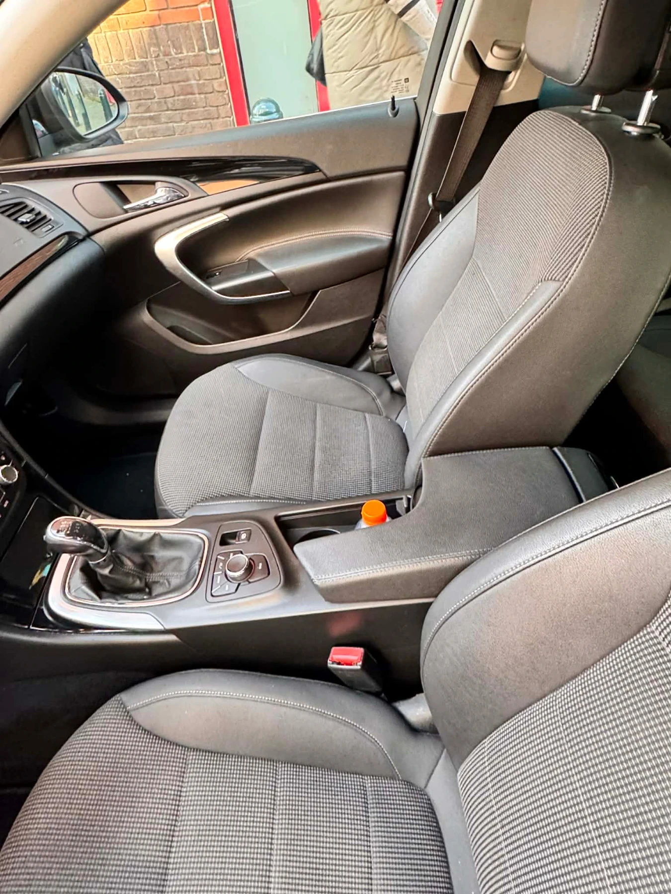 Opel Insignia, снимка 9 - Автомобили и джипове - 54070999