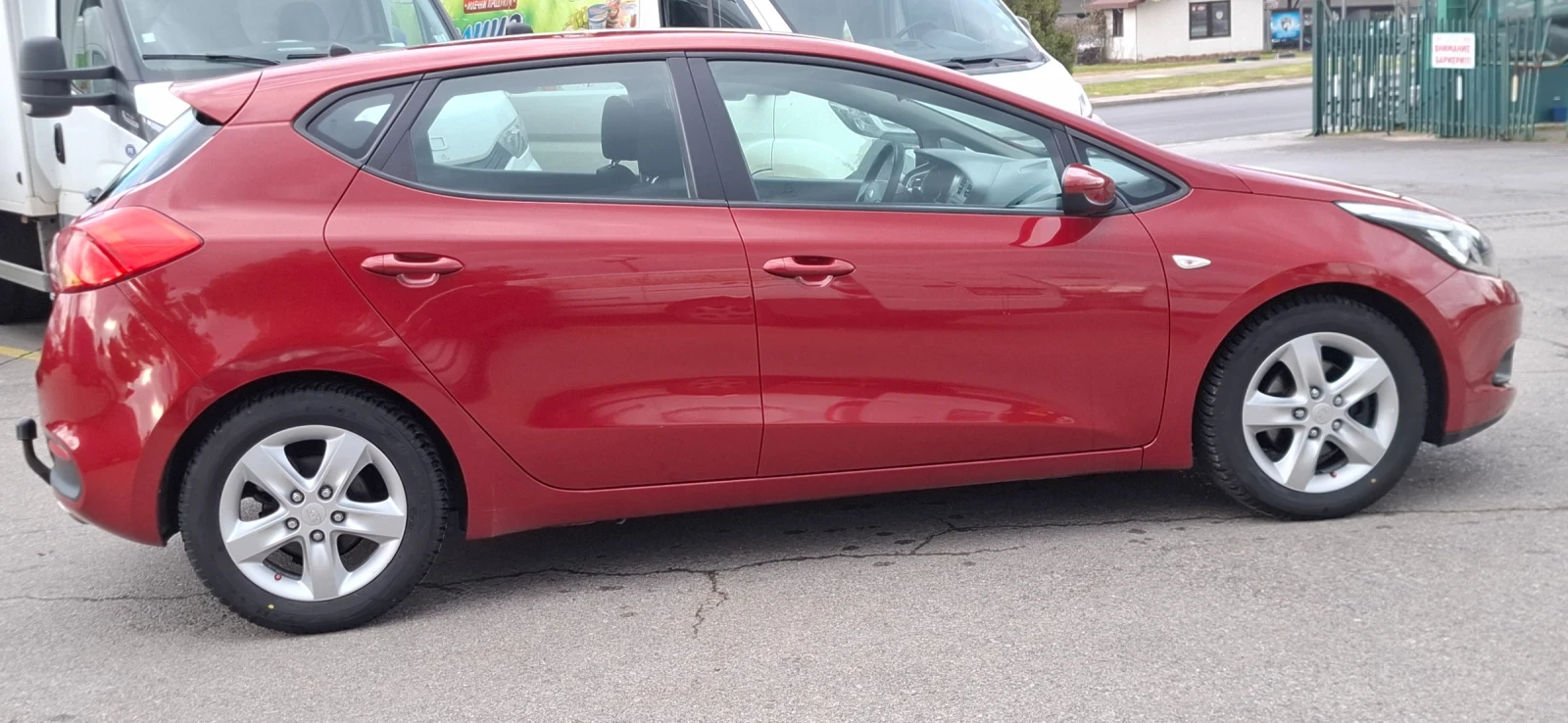 Kia Ceed 1.4 crdi 90kc 2013 Бордо, снимка 3 - Автомобили и джипове - 54167417