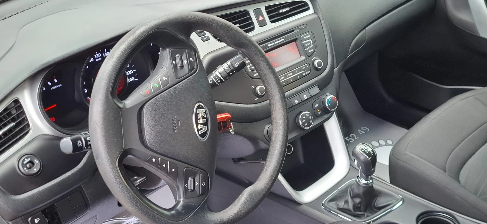Kia Ceed 1.4 crdi 90kc 2013 Бордо, снимка 10 - Автомобили и джипове - 54167417
