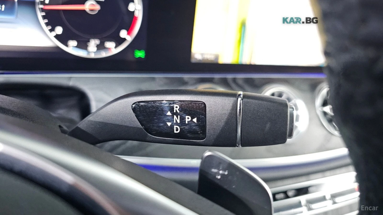 Mercedes-Benz E 220 AMG* DIGITAL* КАМЕРА* ПАНОРАМА* ПАМЕТ* , снимка 9 - Автомобили и джипове - 54792863