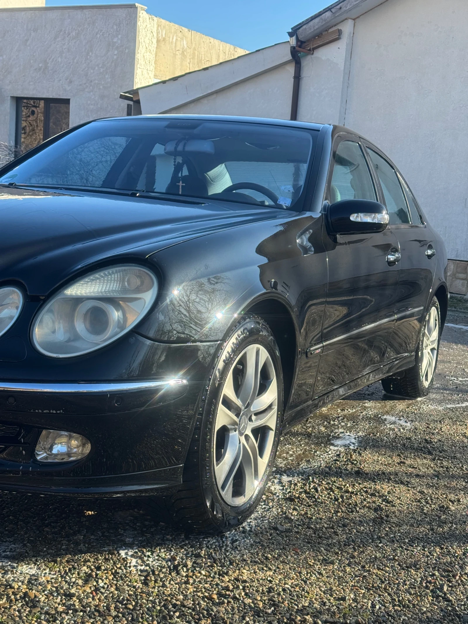 Mercedes-Benz E 320, снимка 3 - Автомобили и джипове - 54936955