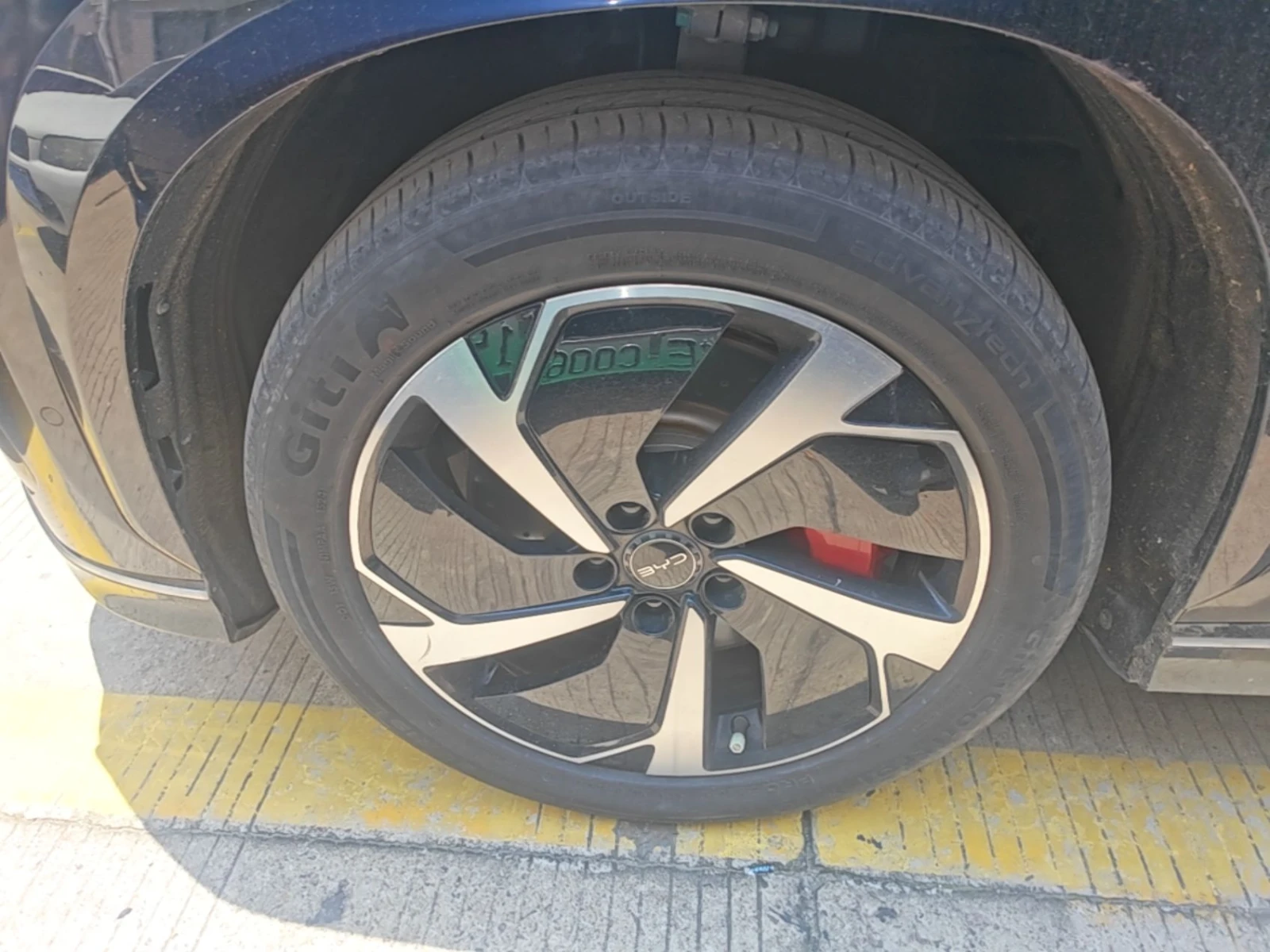 BYD Sealion 7 Long-Range Version, снимка 10 - Автомобили и джипове - 55020601