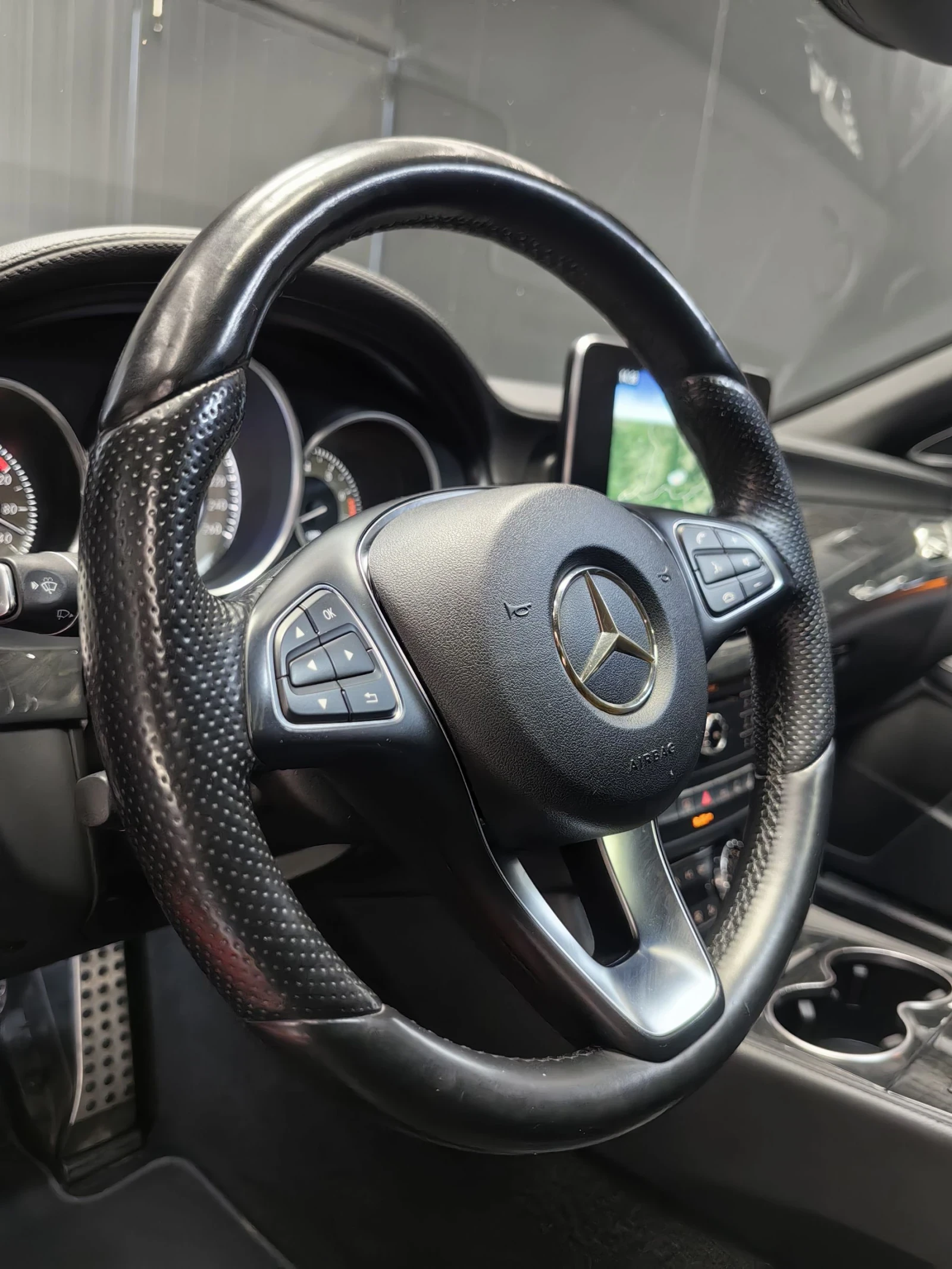 Mercedes-Benz CLS 400 4-MATIC* СМЕНЕНИ ВЕРИГИ* AMG PACK* MEMORY* 360* , снимка 7 - Автомобили и джипове - 55235111