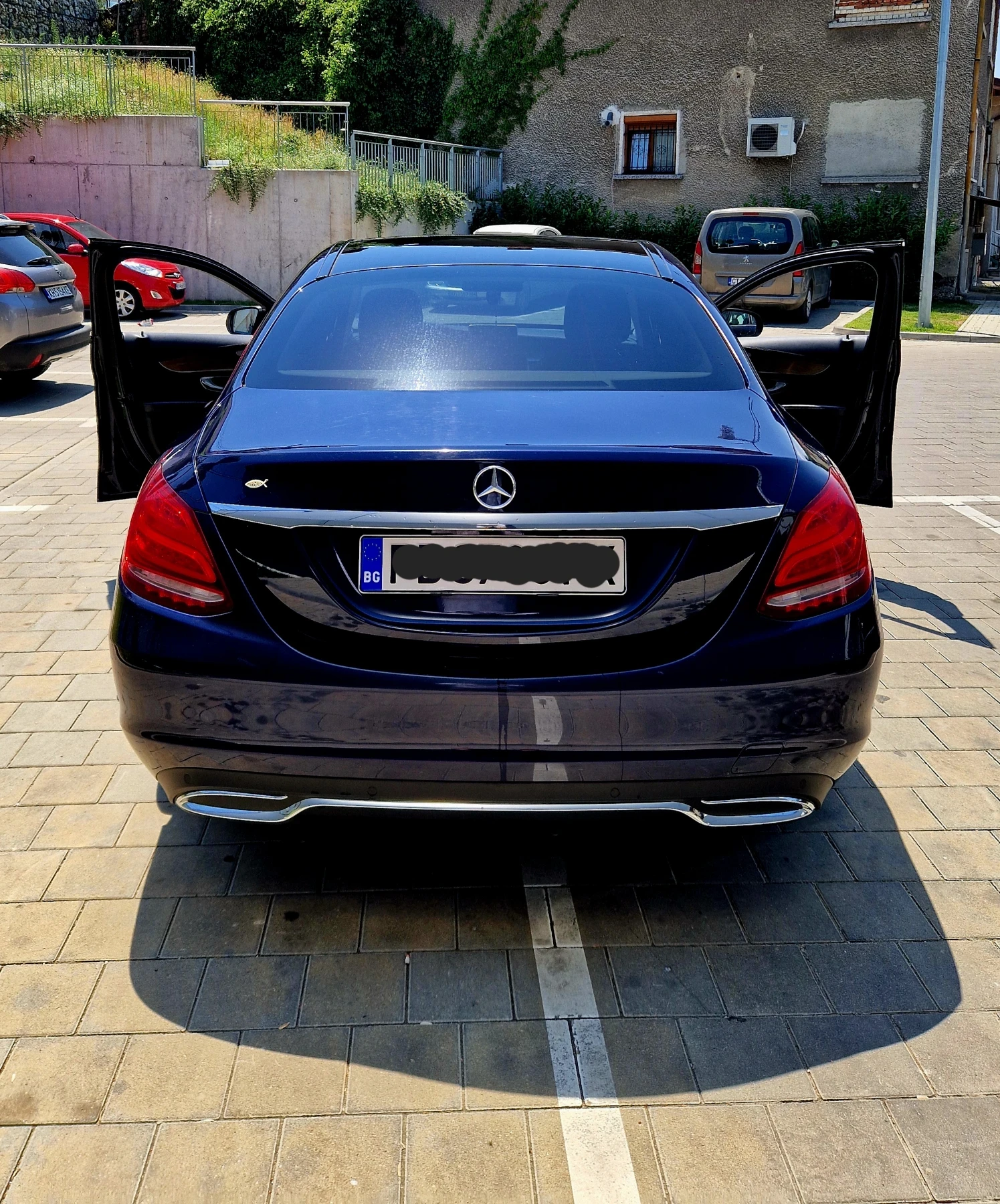 Mercedes-Benz C 200, снимка 2 - Автомобили и джипове - 55331760