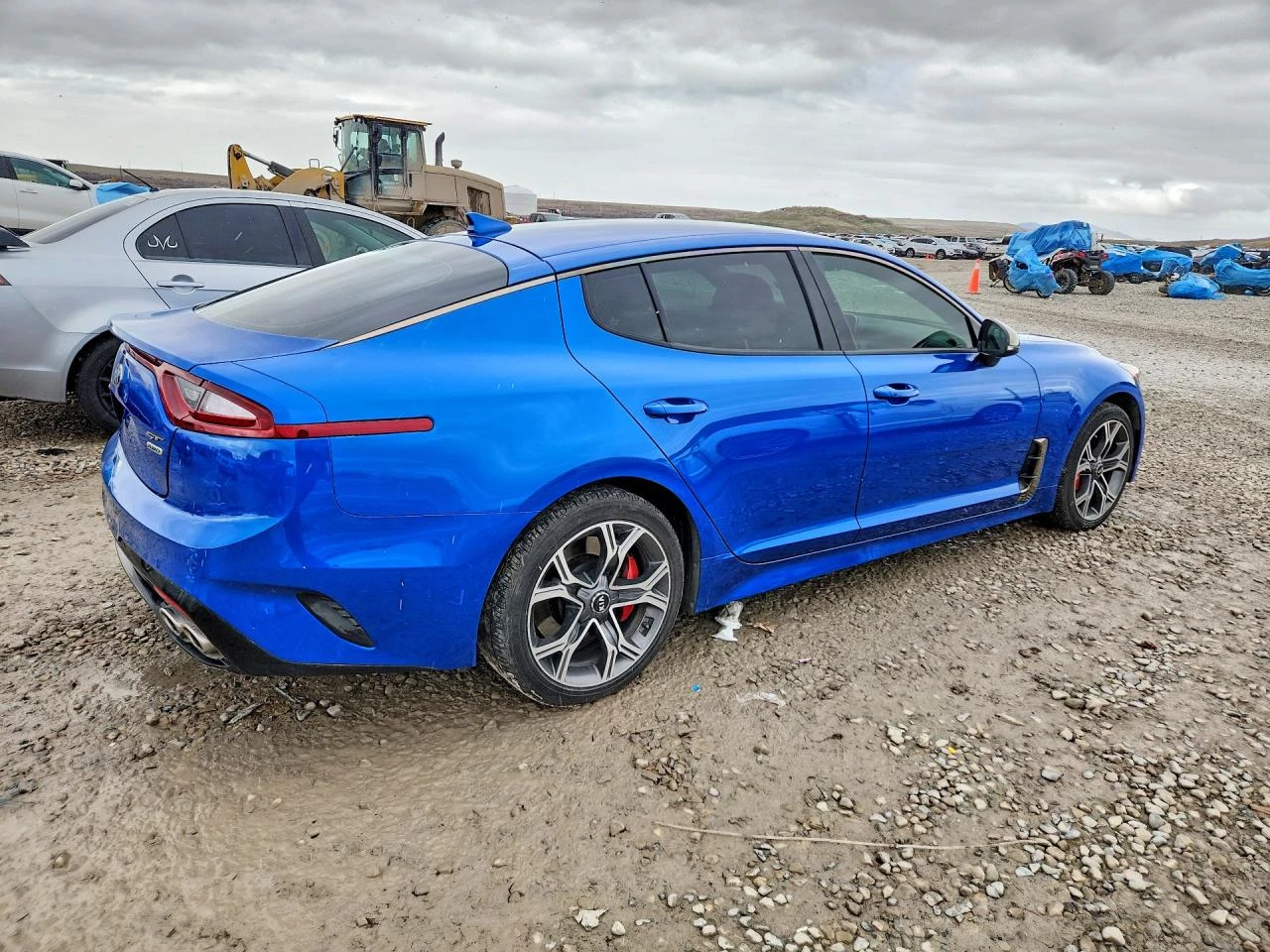 Kia Stinger 3.3l Gt, снимка 3 - Автомобили и джипове - 55371847
