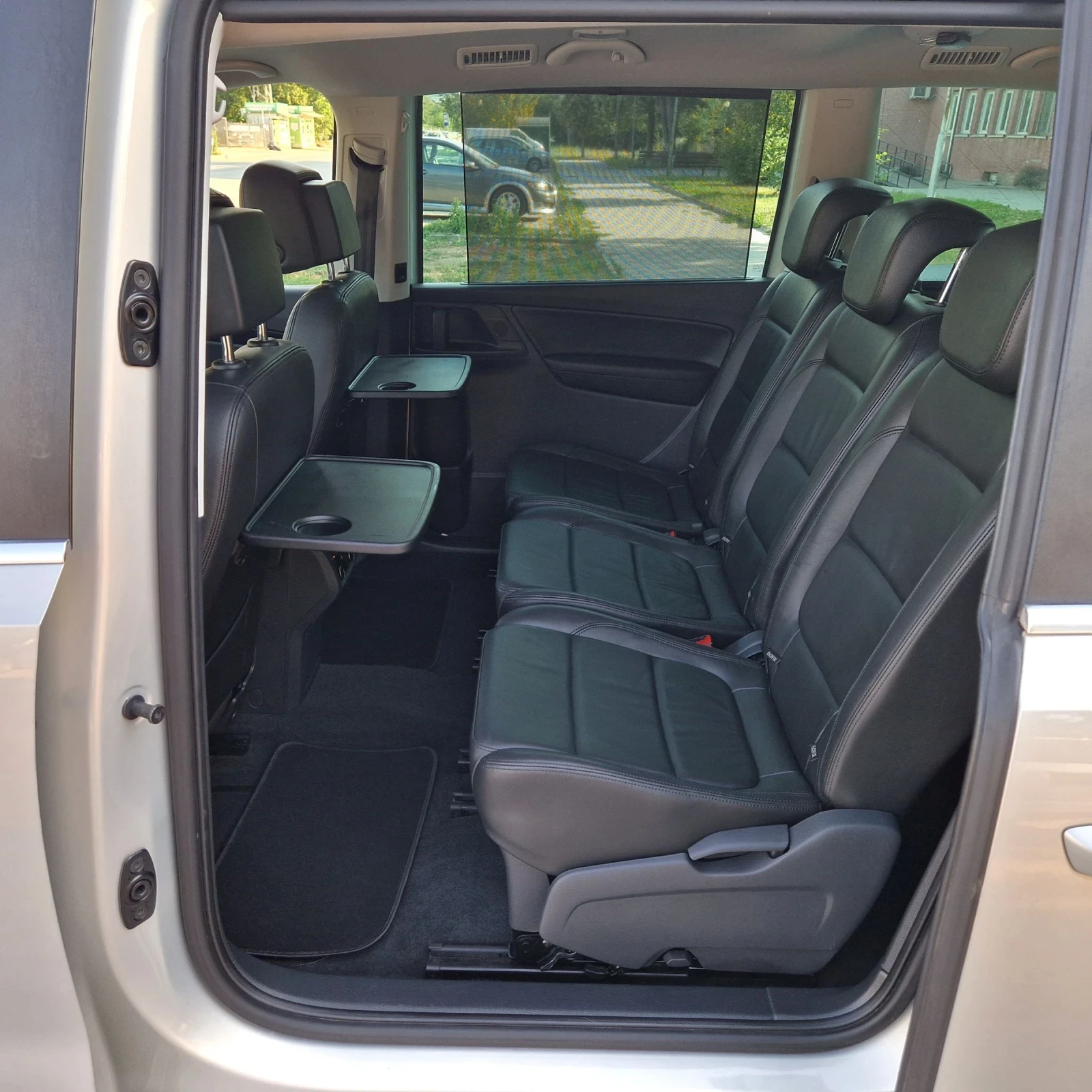 Seat Alhambra 2.0TDi 140k.4X4 7-МЕСТА/ЕЛ.ВРАТИ/КОЖА/ПАНОРА/ПЕЧКА, снимка 10 - Автомобили и джипове - 55564523