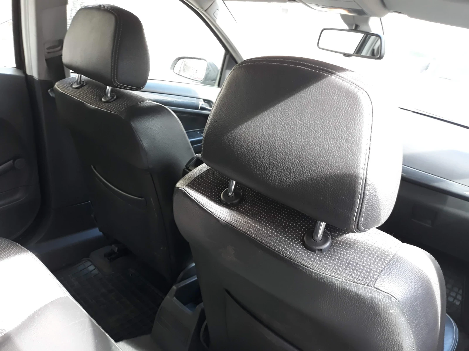 Opel Astra, снимка 6 - Автомобили и джипове - 55711161
