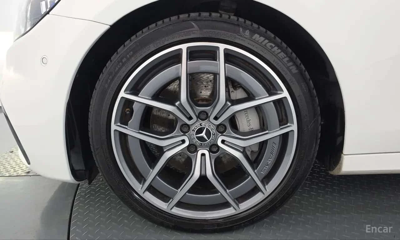 Mercedes-Benz E 220 * E220d 4MATIC AMG Line * , снимка 5 - Автомобили и джипове - 56633359