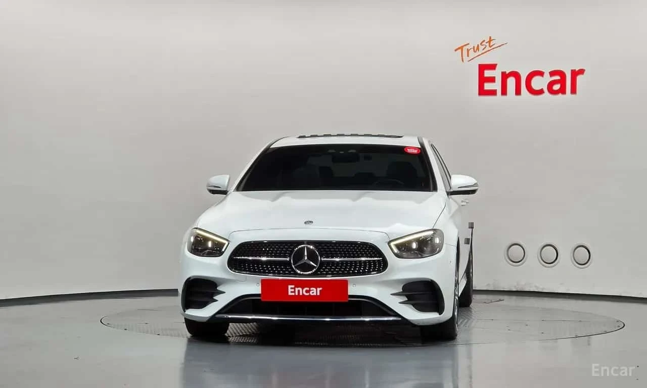 Mercedes-Benz E 220 * E220d 4MATIC AMG Line * , снимка 3 - Автомобили и джипове - 56633359