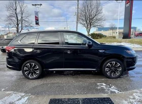 Mitsubishi Outlander PHEV * * КАМЕРА * * CARFAX * * АВТО КРЕДИТ * * , снимка 3