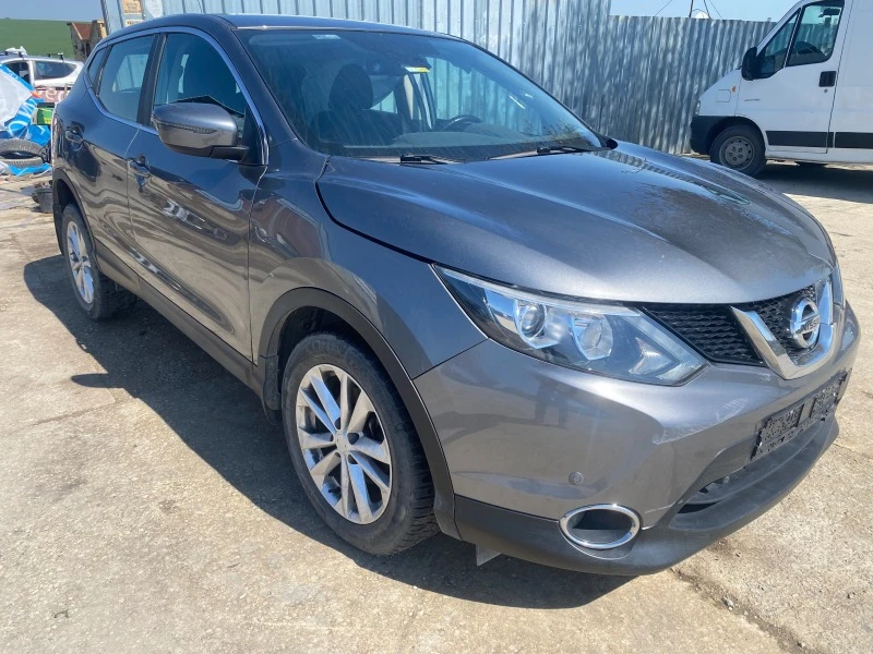 Nissan Qashqai 1.2T, снимка 1 - Автомобили и джипове - 41101510