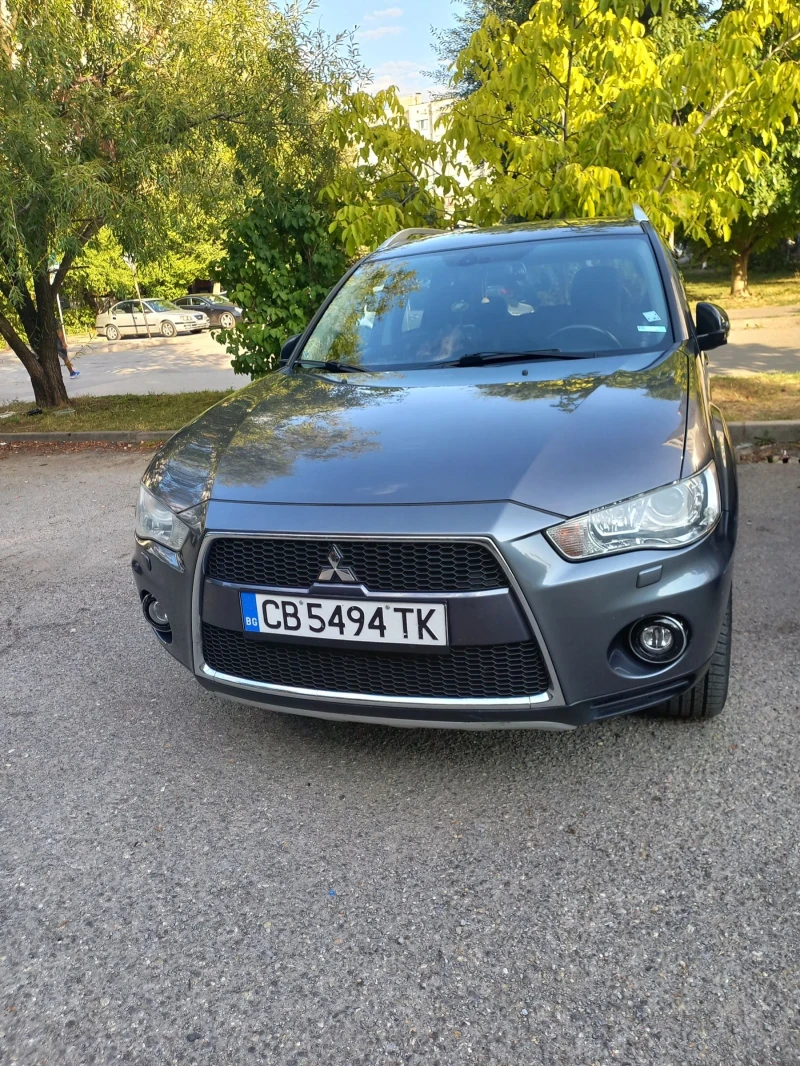 Mitsubishi Outlander, снимка 1 - Автомобили и джипове - 49179652