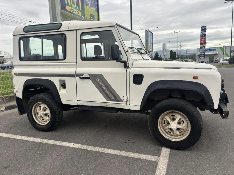 Land Rover Defender, снимка 2 - Автомобили и джипове - 52619244
